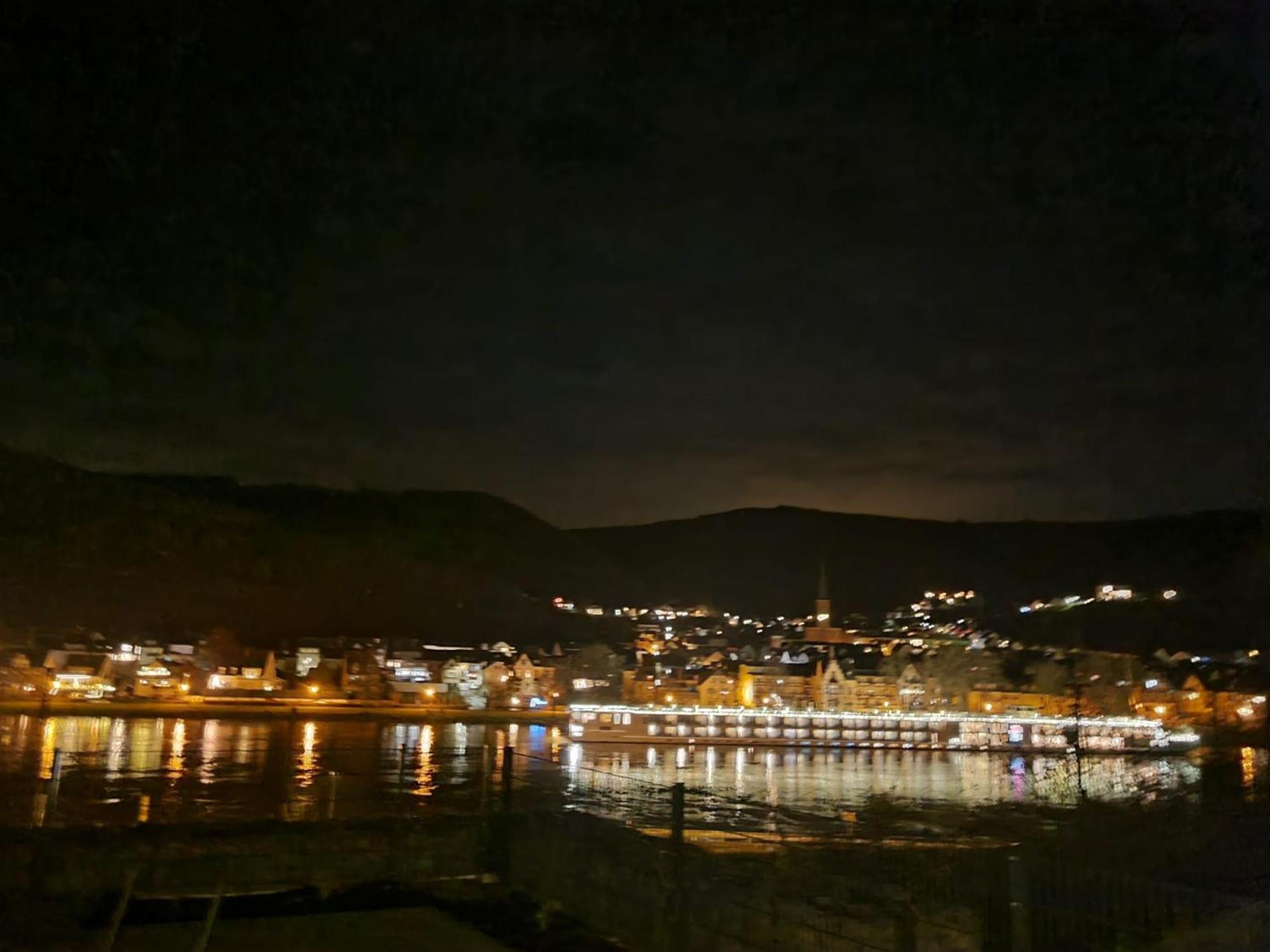 Mv Roemervilla, Lofts & Penthouses Mit Traumhaftem Moselpanoramablick Und Sauna Трайс-Карден Номер фото